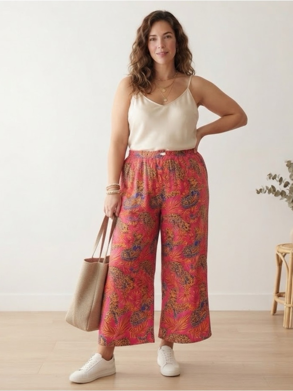 Print Fresh Floral High-Rise Wide-Leg Tropical Print Pants - Coral Pink. Size 4X